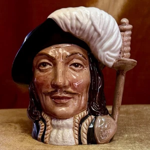 Jarra Royal Doulton~~~Mini Toby~~”Athos”~~EXCELENTE🐇 Estado - Imagen 1 de 8