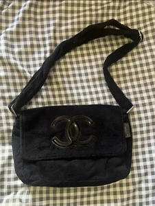 Bag Chanel Makeup Precision Beaute Black Velvet Crossbody Medium Size Bag - Picture 1 of 5
