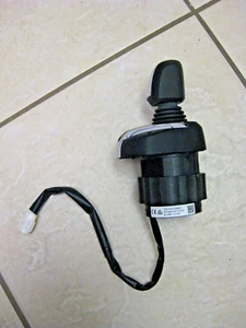 Yamaha 6x9-482a0-00 Helm Master Joystick Controller - Picture 1 of 9