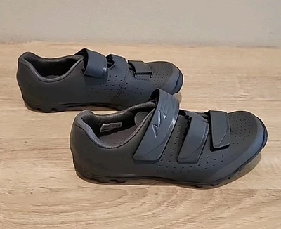 Women's Shimano ME2 Mountain Bike Cycling Shoes SHME201W  US 7.2  EU 39 Grey NEW - Image 1 of 4