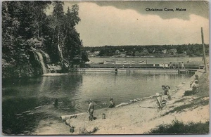 Postal vintage 1947 South Bristol, Maine "CHRISTMAS COVE" escena de playa de baño - Imagen 1 de 2