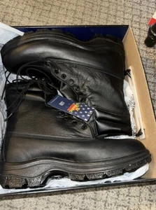 Thorogood Boots Black Waterproof /Insulated Weatherbuster Nonslip 11 1/2 - Picture 1 of 11