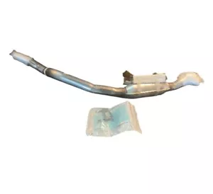 AP Exhaust Direct-Fit Catalytic Converter 643067 For Chrysler 300 2011-2012 - Picture 1 of 8