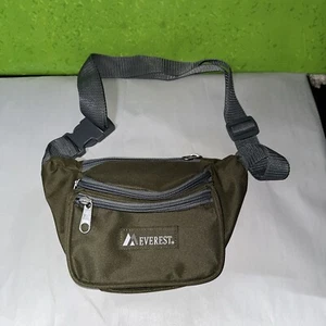 Everest Fanny Pack Bag Olive Green Adjustable Waist Crossbody Pouch - Picture 1 of 2