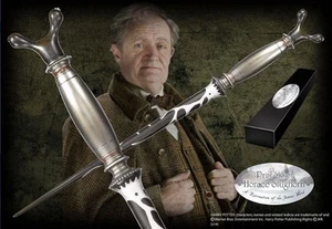 Figura - Noble Nn8294 - Harry Potter - Professeur Horace Slughorn (bacchetta ... - Imagen 1 de 1