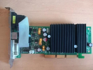 Carte graphique PNY NVIDIA GeForce 6200A AGP 128MB DDR2 VGA DVI S-Video - Imagen 1 de 3