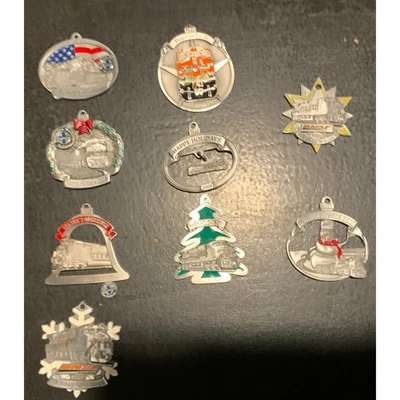 Adornos de Navidad de ferrocarril BNSF  Foto 1 de 4