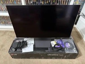 LG UltraGear 32" OLED 4K 240Hz / 480Hz 0.03ms Gaming Monitor 32GS95UE *Open Box* - Picture 1 of 4