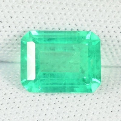 2.13 ct Extremely FINE LAB CREATED BIRON COLOMBIAN EMERALD HUGE Octagon C Vdo - Image 1 of 3