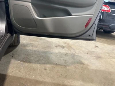 Used Front Right Door Assembly Front fits: 2017 Kia Sportage w/o solar glass Fro — 第 1/4 张图片