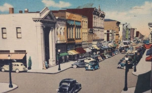 1951 Vintage Postcard Leavenworth Kansas KS Cars Street Scene Delaware 5th Linen - Picture 1 of 4