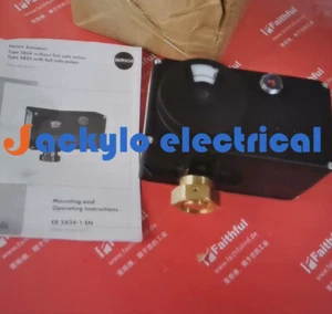 1pcs Samson 1061841 electric actuator 5825-10 230V switch type  FedEx or DHL - Picture 1 of 4