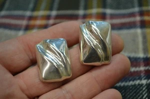 ARTISAN Muschel Stil STERLINGSILBER Puffy Ohrstecker * MEXIKO - Bild 1 von 4