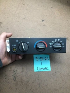 1998-2007 CHEVY GMC EXPRESS SAVANA AC AIR CLIMATE CONTROL HEATER SWITCH 09375785 - Foto 1 di 8