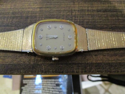 Wittnauer Geneve 6 diamond dial 8K/1, 17j Swiss movt wrist watch, working - Image 1 of 4