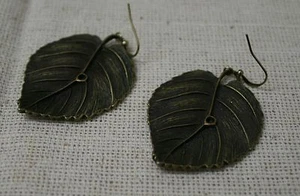 Handmade leaf(thick) brass color charm earrings - Picture 1 of 2