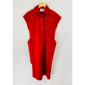 Bill Blass Blassport Women’s Dress Shirt Size 4 Red Ultra Suede Fabric Button Up - Picture 1 of 7