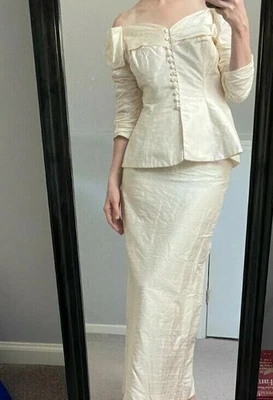Vestido de Noiva Vintage WATTERS & WATTERS Fora do Ombro 2 Peças Seda Marfim 14 - Imagem 1 de 4