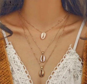 Collar en capas de oro triple caracol Puka Shell Cowrie Indonesia Bali - Imagen 1 de 7