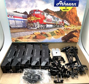 HO ATHEARN 5587 AAR 50 TON HOPPER KIT 5-PACK NORTHERN PACIFIC NP - Picture 1 of 2