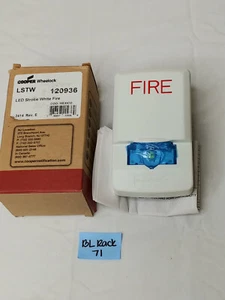 Eaton LSTW Wheelock Exceder LED Strobo Fuoco Trasparente 120936 - Foto 1 di 5