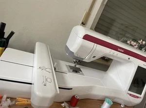 Brother Stickmaschine- Innov-ís V3 Limited Edition OVP - Picture 1 of 5