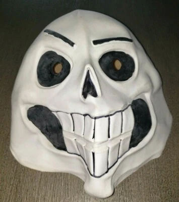 MEN TEEN BOY WHITE SKULL HALLOWEEN MASK NEW NWOT one size fits most SKELETON - Image 1 of 2