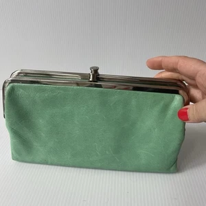 Cartera sin asas Hobo International Lauren verde doble marco 10 aniversario leer - Imagen 1 de 17