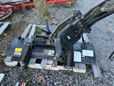 John Deere Front Blade Attachment For John Deere 670/770/790 Compact Tractors - Image 1 of 4