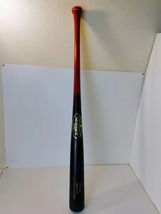 Louisville Slugger Wooden Baseball Bat Genuine Model 34in 33oz - Picture 1 of 7