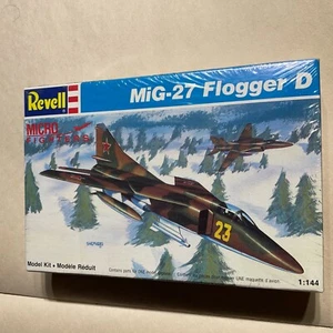 1/144 Revell MiG-27 “Flogger D” Micro-Fighters Series! Kit # 4065 - Picture 1 of 4