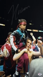 Julio Cesar Chavez Signed 12x18 Boxing Photo Champion PSA 5A97097 - Picture 1 of 2