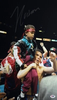 Julio Cesar Chavez Signed 12x18 Boxing Photo Champion PSA 5A97097 - Image 1 of 2