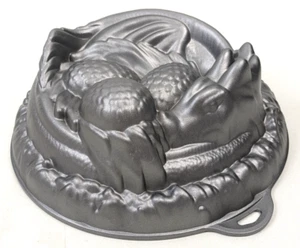 Game Of Thrones ThinkGeek Dragon Mold Bundt Cake Pan Gelatin Jello 10 1/2” - Picture 1 of 4