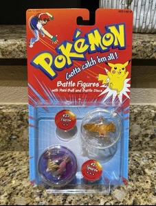 Pokemon Battle Figuren mit Poke Ball und Battle Discs, #21 Spearow & #22 Fearow - Bild 1 von 5