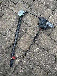 1996-1997 1999-2004 VW EUROVAN - Front Right Window Regulator W/ Motor - Picture 1 of 10