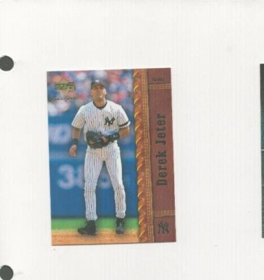 Derek Jeter 2001 Upper Deck Gold Glove #40 - Image 1 of 2