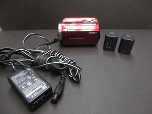 Sony Handycam DCR-SR68 Camcorder MINT RED COLOR - Picture 1 of 8