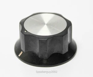 Vintage 1.5" Radio / Amplifier Knob w Indicator / 1/4" Shaft W Set Screw - CS1 - Picture 1 of 3