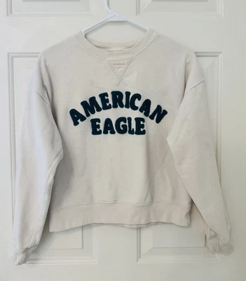 Sudadera para mujer American Eagle marfil pulóver verde chenilla letras talla XS Foto 1 de 4