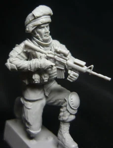 NATO in Miniatures USA-006 1/35 Modern US Soldier in Patrol Group (2) - Bild 1 von 1