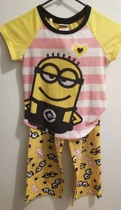 Girl's Despicable Me Pajama Set Size 8 - Picture 1 of 7