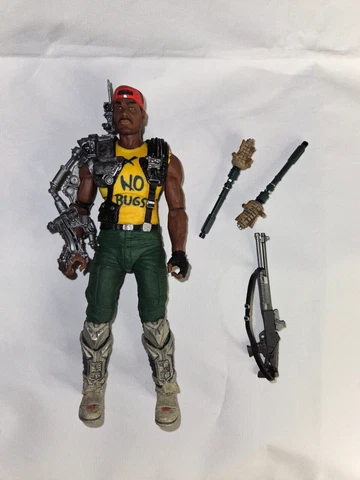 NECA Aliens Space Marine Apone Action Figure Authentic Kenner Tribute Cover