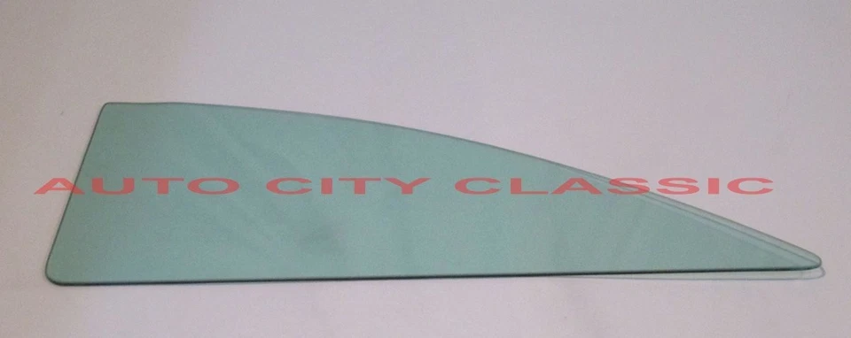 Cuarto de vidrio tintado verde 1960 1961 Ford Starliner 2 puertas techo rígido Foto 1 de 1