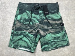 Oakley Boardshorts Hydrolix 19" verde come nuovo Magma Marble Swirl taglia 29 - Foto 1 di 4