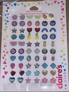 Claire's Club 30 pares de pendientes adhesivos ~ frutas, flores, estrellas, paletas NUEVO - Imagen 1 de 2