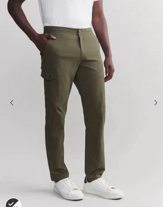Pantaloni cargo uomo Rhone nuovi con etichette boathouse slim fit verdi prezzo al dettaglio consigliato $138 XXL vita elastica - Foto 1 di 13