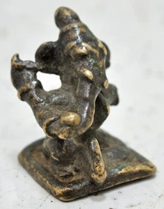 Antique Brass God Ganesha Idol Figurine Original Old Hand Crafted Fine Engraved - Picture 1 of 8