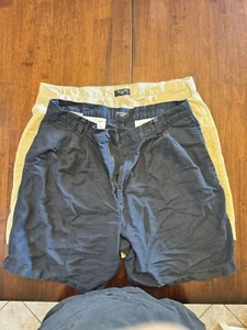 Lot Of 2 Size 34 Shorts Dockers Tan &Navy Blue - Picture 1 of 5