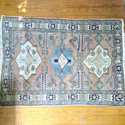 Винтажный небольшой ковер ручной вязки розовый и светло-синий (4x6) - Изображение 1 из 4